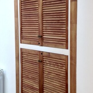 ШКАФ В НИШЕ ЧЕРНОГО ВХОДА