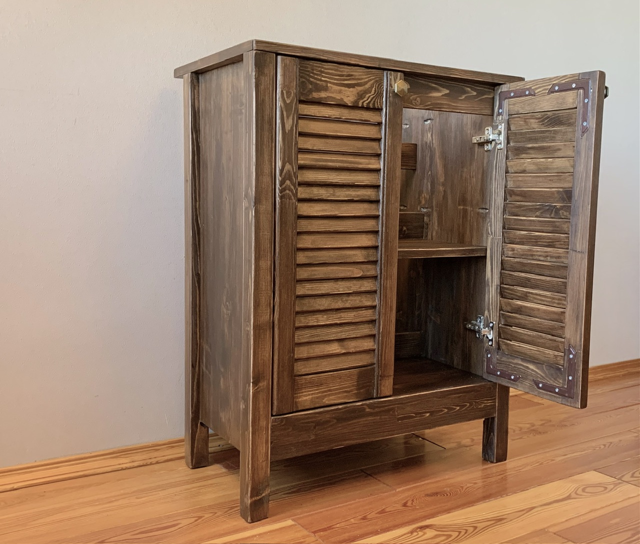 МАЛЕНЬКАЯ ТУМБА ПОД РАКОВИНУ — изображение 3