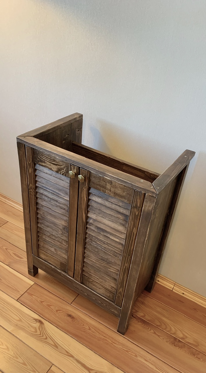 МАЛЕНЬКАЯ ТУМБА ПОД РАКОВИНУ — изображение 2